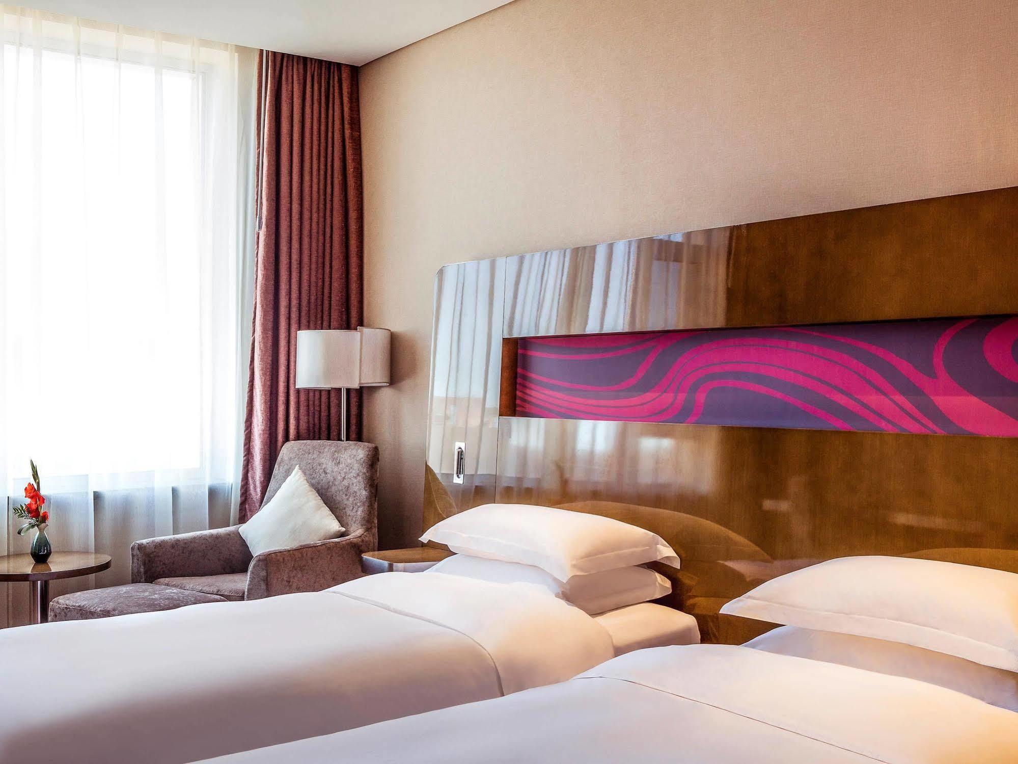 Novotel Daqing Haofang מראה חיצוני תמונה